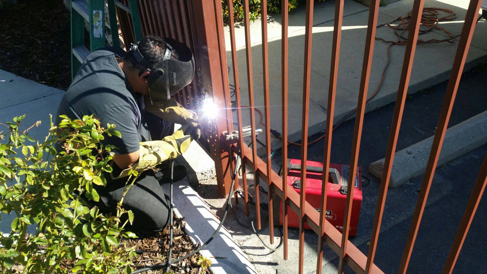 gate repair carson